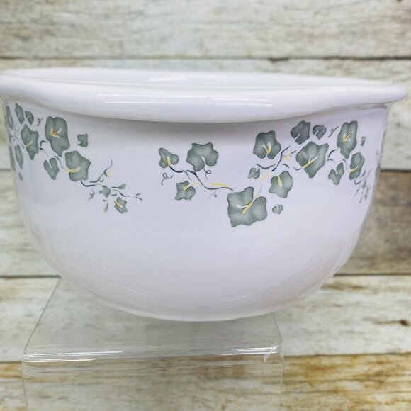 Corelle Coordinates CALLAWAY Green Ivy Stoneware 1.5Qt Tab Handle Casserole Dish - Picture 2 of 13